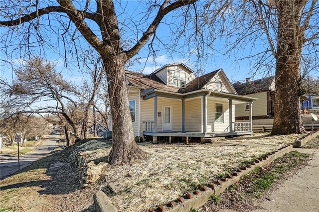 501 Blake Street, St Joseph, MO 64504