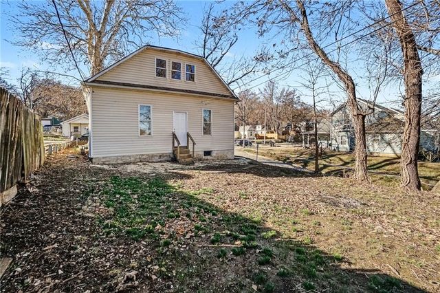 501 Blake Street, St Joseph, MO 64504