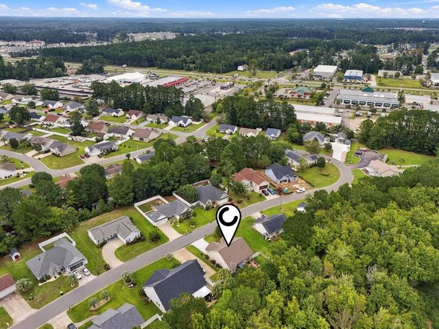 649 Wintercreeper Dr., Longs, SC 29568