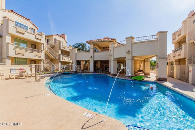 10080 E MOUNTAINVIEW LAKE Drive 204, Scottsdale, AZ 85258