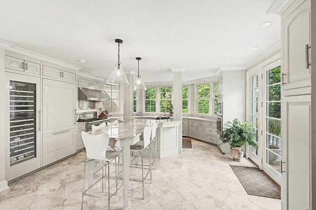 200 Brook Hollow Rd, Nashville, TN 37205