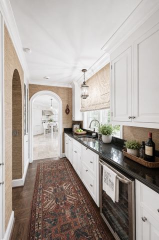 200 Brook Hollow Rd, Nashville, TN 37205