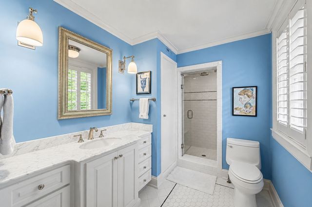 200 Brook Hollow Rd, Nashville, TN 37205