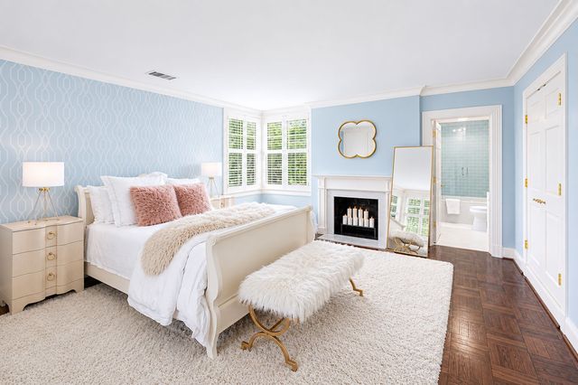 200 Brook Hollow Rd, Nashville, TN 37205