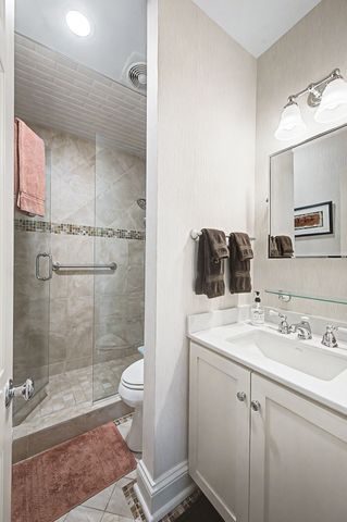 200 Brook Hollow Rd, Nashville, TN 37205