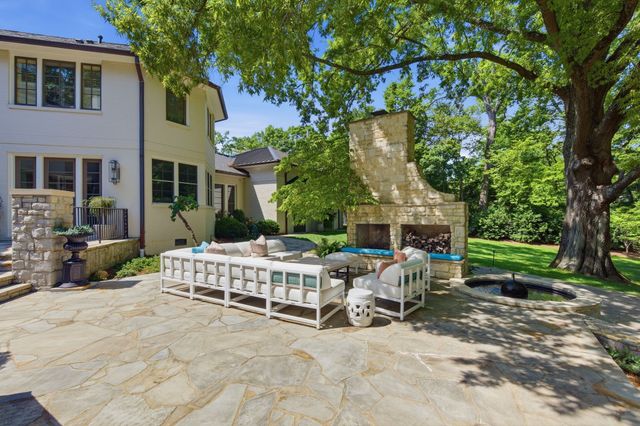 200 Brook Hollow Rd, Nashville, TN 37205