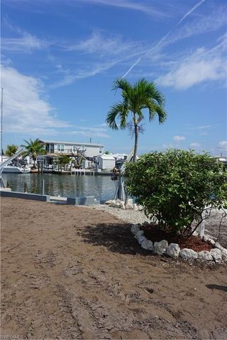 3792 Blueberry LN, St. James City, FL 33956