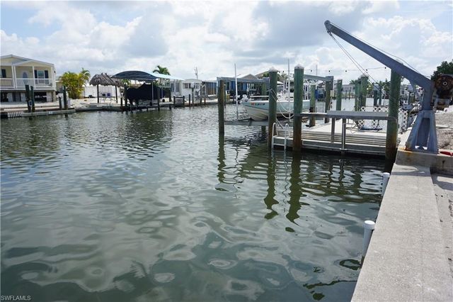 3792 Blueberry LN, St. James City, FL 33956