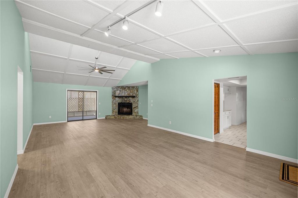 Image 7 of property listing at 11599 W TIMBERLANE DRIVE, Homosassa, FL 34448