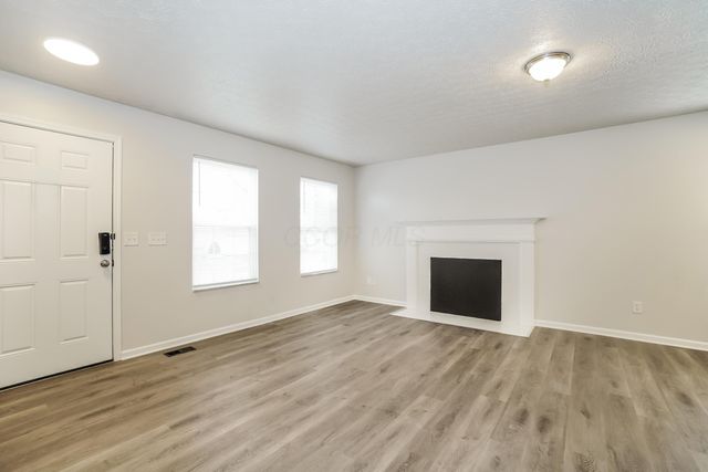 7287 Candlestone Drive, Reynoldsburg, OH 43068