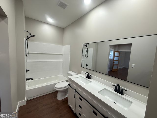 94 Lakewood Drive, Wedowee, AL 36278