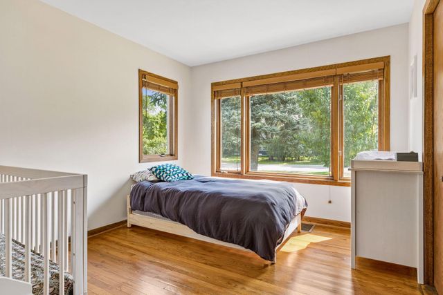 3510 Sumter Avenue S, Saint Louis Park, MN 55426