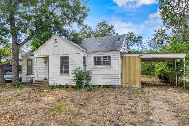 1403 Burns BLVD, Taylor, TX 76574