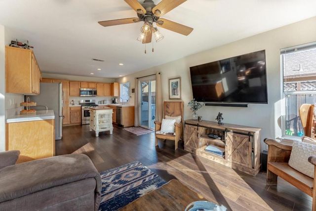 724 Wisteria Drive, Gilroy, CA 95020