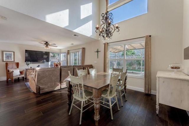 724 Wisteria Drive, Gilroy, CA 95020