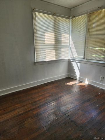 9369 GENESSEE, Detroit, MI 48206