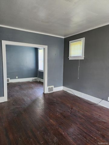 9369 GENESSEE, Detroit, MI 48206
