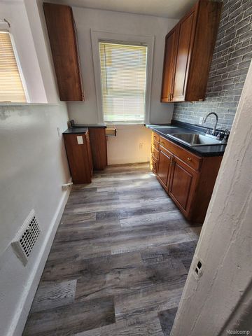 9369 GENESSEE, Detroit, MI 48206