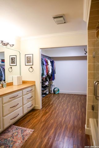 8815 E Spanish Moss, Windcrest, TX 78239