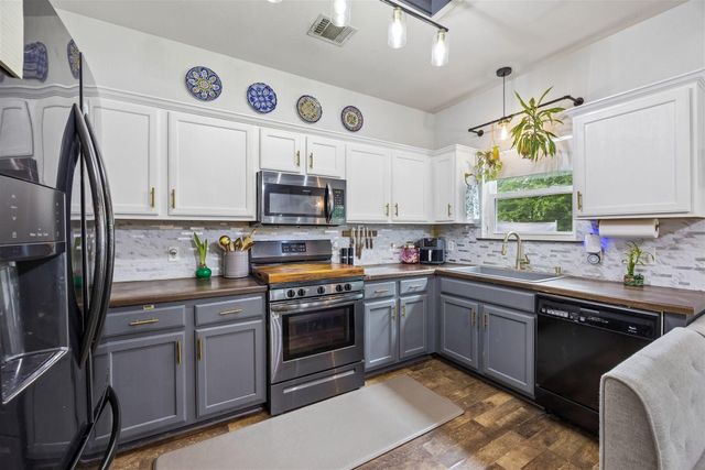 614 Paso Fino TRL, Cedar Park, TX 78613