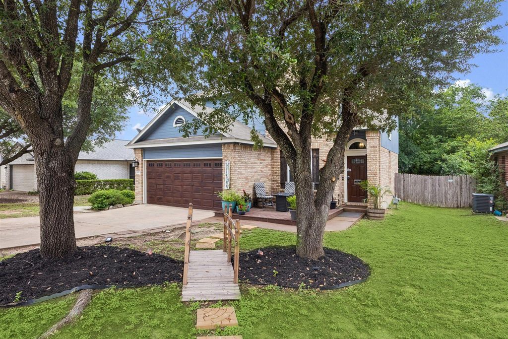 614 Paso Fino TRL, Cedar Park, TX 78613