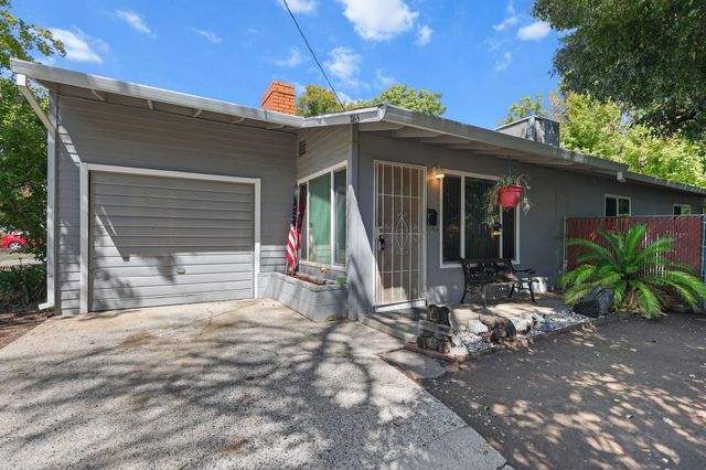 2165 Paris Avenue, Redding, CA 96001