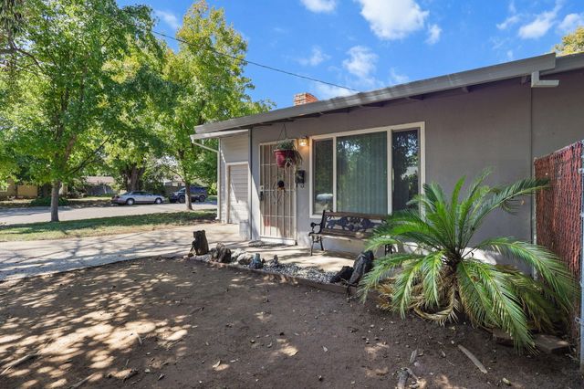 2165 Paris Avenue, Redding, CA 96001