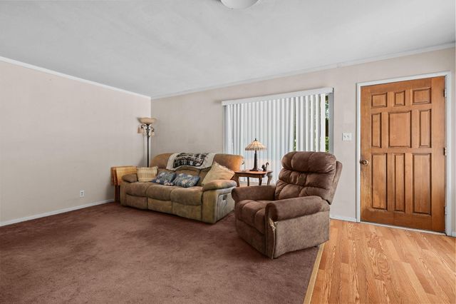 2165 Paris Avenue, Redding, CA 96001