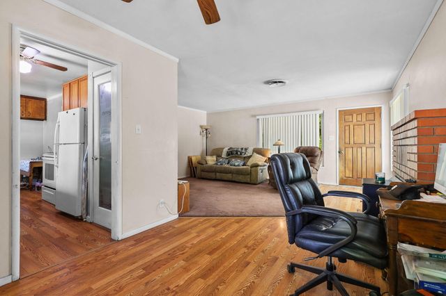 2165 Paris Avenue, Redding, CA 96001