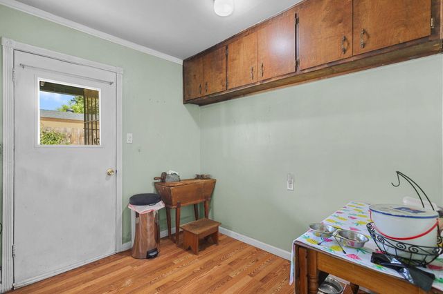 2165 Paris Avenue, Redding, CA 96001