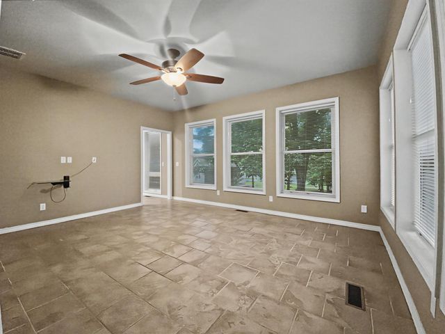 125 Gabriel Lane, Kirbyville, MO 65679