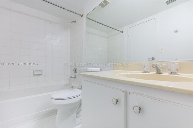 7601 E Treasure Dr 1509, North Bay Village, FL 33141