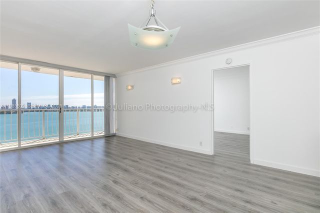 7601 E Treasure Dr 1509, North Bay Village, FL 33141