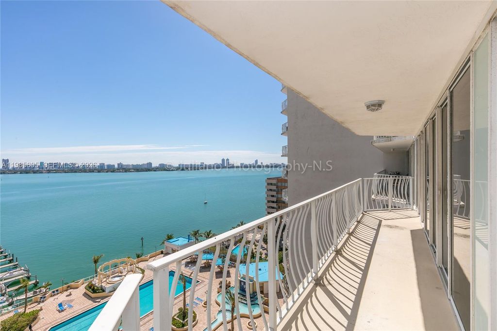 7601 E Treasure Dr 1509, North Bay Village, FL 33141