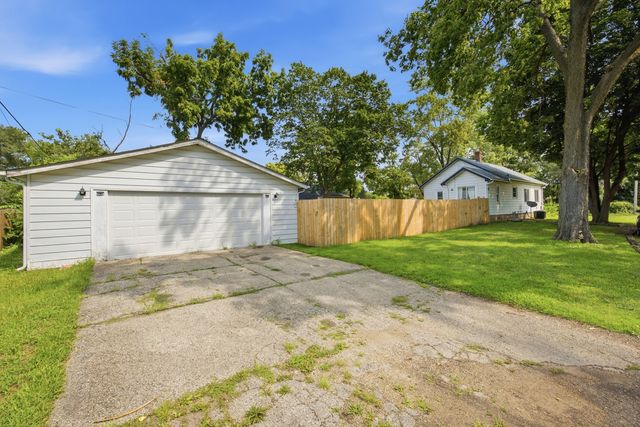 502 Barnum Road, Rockford, IL 61109
