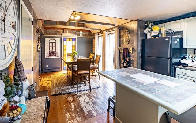 40 Scenic Ave, Webster, MA 01570