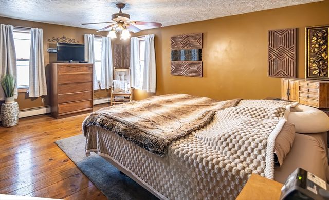 40 Scenic Ave, Webster, MA 01570