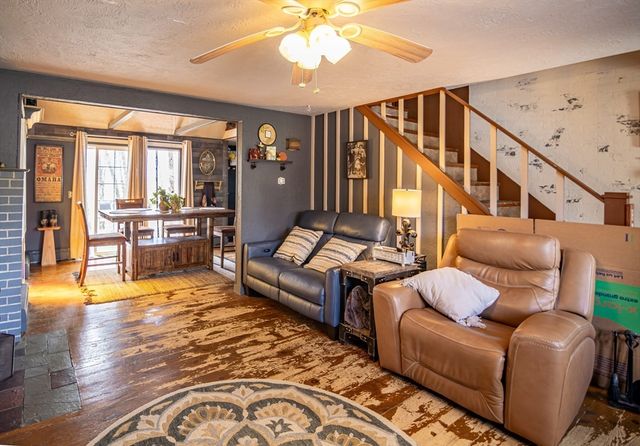 40 Scenic Ave, Webster, MA 01570