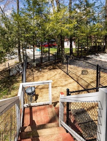 40 Scenic Ave, Webster, MA 01570