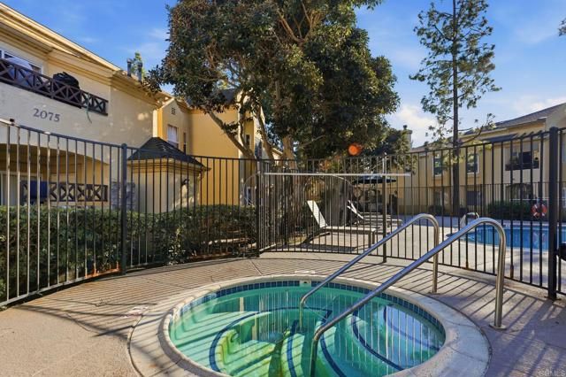 2083 Lakeridge Circle 104, Chula Vista, CA 91913