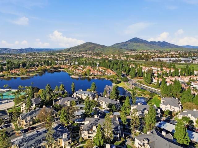 2083 Lakeridge Circle 104, Chula Vista, CA 91913