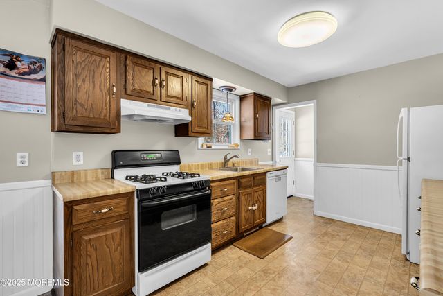 359 Toms River Road, Jackson, NJ 08527