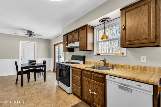 359 Toms River Road, Jackson, NJ 08527