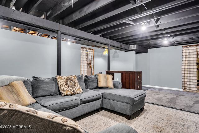 359 Toms River Road, Jackson, NJ 08527