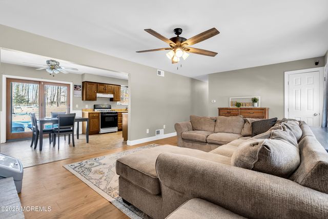 359 Toms River Road, Jackson, NJ 08527