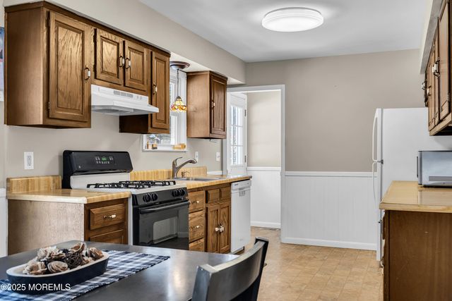 359 Toms River Road, Jackson, NJ 08527