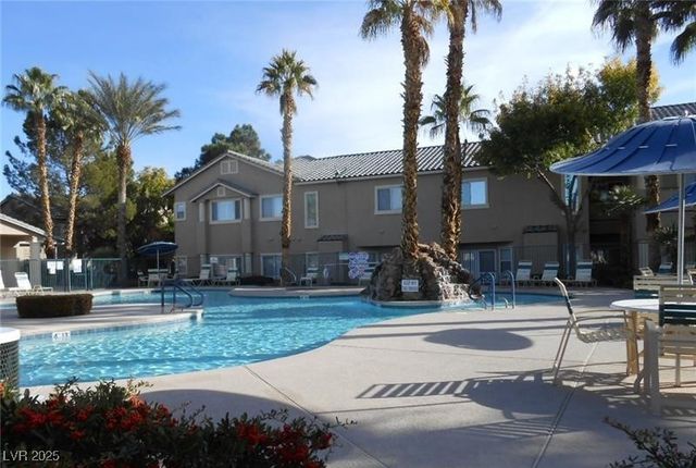 2153 Jade Creek Street 106, Las Vegas, NV 89117