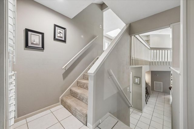 2811 Lighthouse Drive, Houston, TX 77058
