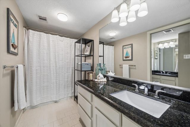 2811 Lighthouse Drive, Houston, TX 77058