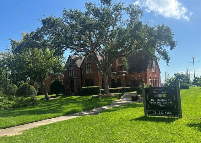 2811 Lighthouse Drive, Houston, TX 77058